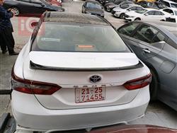 تۆیۆتا کامری